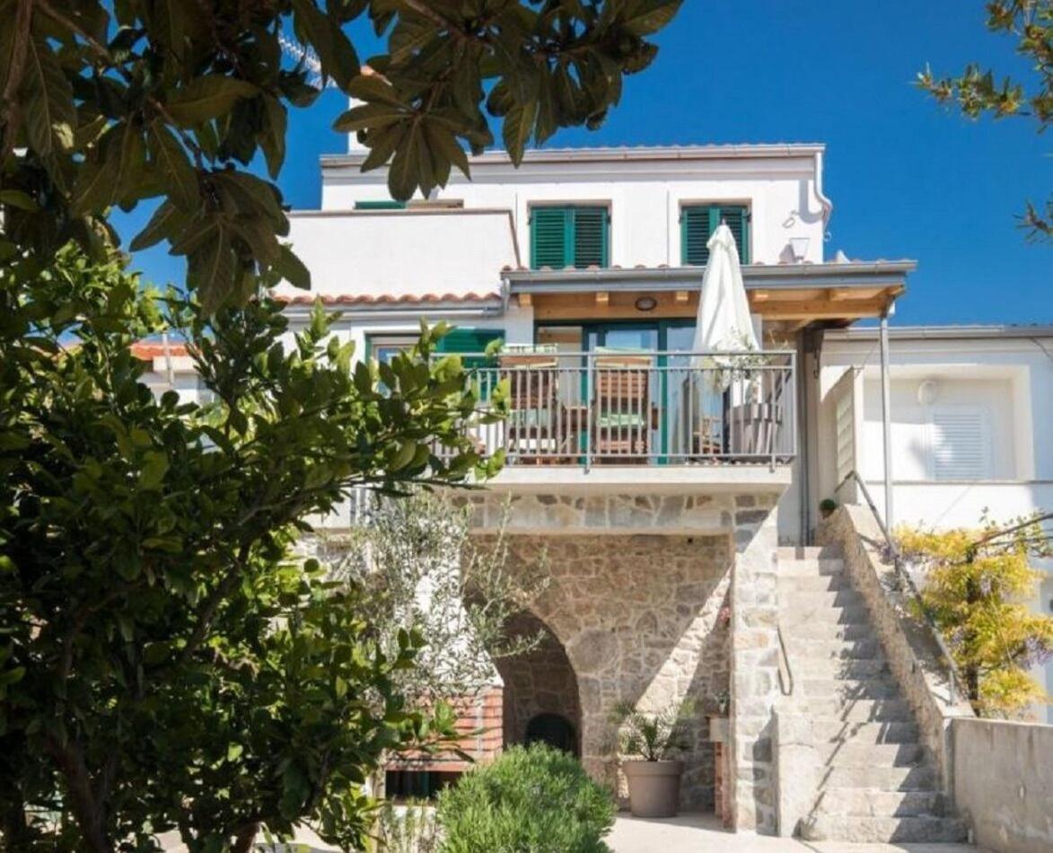 Holiday Home Mari - Modern Holiday House Close To Sea Punat Exterior foto